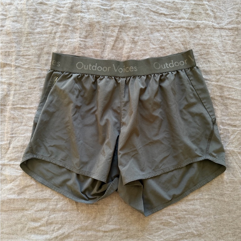 Outdoor Voices Relay 3” Short in Black